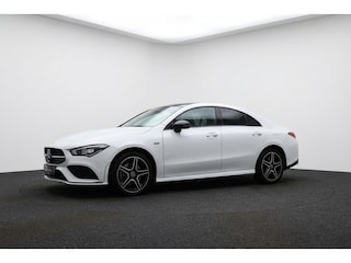 Mercedes-Benz CLA 250 e AMG Line l Pano l Camera l Night pakket