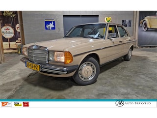 Mercedes-Benz 200-serie 200-280 (W123) W123 | 5-bak