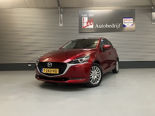 Mazda 2 1.5 MHEV LUXERY/PDC/CAM/DODE HOEK/NAVI/XENON/CARPLAY/ENZ
