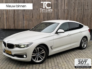BMW 3-serie GT 320i High Executive Automaat | Leer | Stoelverwarming | Cruise & climate control | Head-up display | Keyless entry | Trekhaak afneembaar | Getint glas | LED verlichting | Parkeersensoren achter