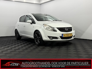 Opel Corsa 1.4-16V Airco, Parkeersensoren, Stoelverwarming, Radio, Sportief velgen, Mistlamp