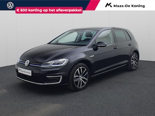 Volkswagen Golf E-DITION 100kW/136PK · Navigatie · LED · Camera + Parkeersensoren · Warmtepomp ·