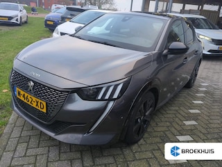 Peugeot 208 1.2 PureTech GT Pack | Navigatie | Camera | Panoramadak | Stoelverwarming | Alcantara | Full LED |