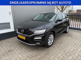 Volkswagen T-Roc 1.0 TSI Business / 1E EIGENAAR / APPLE CAR PLAY / AIRCO / CRUISE CONTROL / NL-AUTO / LMV / TREKHAAK