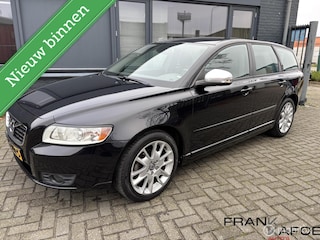 Volvo V50 2.0 Sport ECC Cruise 17"LM Bl.tooth Alu.inleg Stof/leder Trekh.