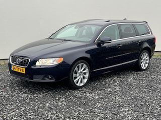 Volvo V70 2.0 T5 Summum Automaat ( Zeer nette auto )