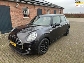 Mini Cooper 1.5 Pepper Business 5-Drs. met Navi en Head-up