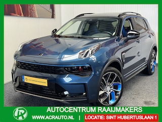 Lynk & Co 01 1.5 100 STUKS OP VOORRAAD ! VOL OPTIES ! 360 CAMERA ADAPTIVE CRUISE CONTROL PANORAMA SCHUIF/KANTELDAK APPLE CARPLAY/ANDROID RIJSTROOKSENSOREN ZEER MOOI !! Brgl