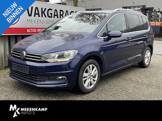 Volkswagen Touran 1.5 TSI Highline 7p 16"/Stoel + stuurverwarming + massage/Keyless/Elektrische klep/PDC v+a/Apple Carplay & Android Auto