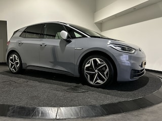 Volkswagen ID.3 First Plus 58 kWh All season banden | Camera | Nette auto | Matrix Led