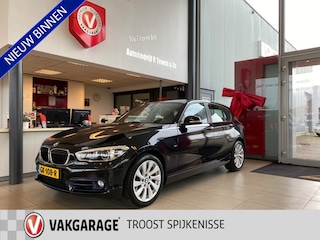 BMW 120i Centennial High Executive,M Pakket,NL Auto,1e Eigenaar,Dealeronderhouden,Automaat,Navigatie,Parkeerassistent,Climate&Cruisecontrol,Vol Leder&Stoelverwarming,Keyless,Spraakbediening,V&A Sensoren,17 Inch Lmv