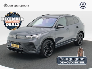 Volkswagen Tiguan 1.5 eHybrid R-Line Edition 272PK Black Style | Trekhaak | Panoramadak | Leer | stoelverarming / ventilatie | Head-Up display | Harman & Kardon | Full Led |