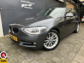 BMW 114i Business+ Sportline Xenon | PDC | Sportstoelen | Leder | Navi | Trekhaak |