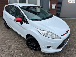 Ford Fiesta 1.6 Sport / PDC / Clima / Cruise / 17inch / NAP
