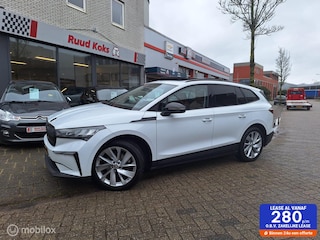 Skoda Enyaq iV 60 / Panoramadak / Trekhaak /