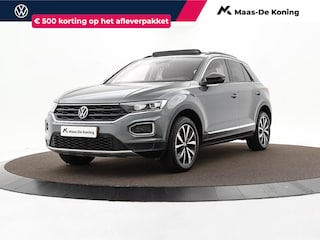 Volkswagen T-Roc 1.5 TSI 150pk DSG Sport Business R · Panoramadak · Camera · Afneembare Trekhaak · Stoelverwarming · Elek. Achterklep · Apple/Android Car Play ·