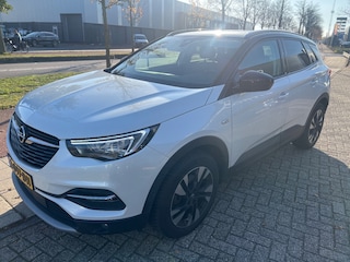 Opel Grandland X 1.2 Turbo Elegance+ 130pk Automaat | Afn. Trekhaak | Stuur/Stoelverwarming | Navigatie | Full-LED | AGR-Comfortstoelen | AllSeason | !!