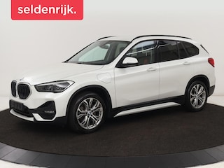 BMW X1 xDrive25e Sport Line | Stoelverwarming | Camera | Full LED | Sportstoelen | Keyless | Navigatie | Climate control | Parkeerhulp | Cruise control | DAB | Bluetooth