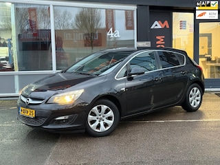 Opel Astra 1.4 Business + | Airco | Cruise | PDC