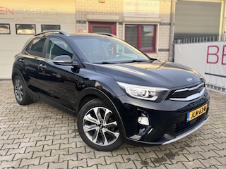 Kia Stonic 1.0 T-GDi ExecutiveLine Pano/ Navi/ Leder