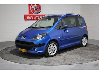 Peugeot 1007 1.6-16V Sporty, Automaat, Electrische schuifdeuren, Hoge instap, Climate control, Trekhaak, Lichtmetaal, Prijs is incl nieuwe apk, beurt en 3 maanden garantie