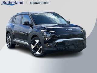 Kia EV3 Plus 81.4 kWh | Warmtepomp | 204 PK | Stoelverwarming | Stuurverwarming | BLIS | 19 inch Licht metaal