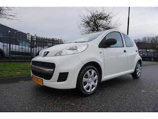 Peugeot 107 1.0 12V 68PK 5D Pack Accent Airco Mooi