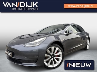 Tesla Model 3 Long Range RWD 75 kWh ✓SOH 88.3% ✓Autopilot ✓Panoramadak ✓Vol Leder ✓360º Camera ✓Stoelverwarming ✓Origineel NL