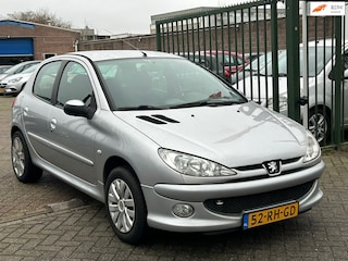 Peugeot 206 1.4 Air-line 2 Nw apk airco elektrische ramen cv op afs
