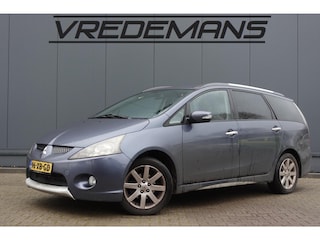 Mitsubishi Grandis 2.4-16V InSport LEES TEKST