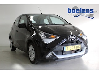 Toyota Aygo 1.0 VVT-i x-play | LIMIT-CRUISE | CAMERA | ELEK-RAMEN | AIRCO | CARPLAY | CPV | NL-AUTO+NAP! |