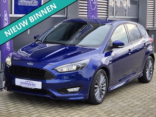 Ford Focus 1.5 EcoBoost 182pk ST-Line Automaat!