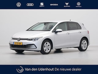 Volkswagen Golf 1.0 eTSI 110pk DSG Life Business Navigatie Stoel/Stuurverwarming Massage Acc Pdc
