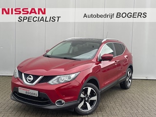 Nissan Qashqai 1.6 DIG-T N-Connecta 163 Pk Navigatie, Panoramadak, Trekhaak, 360 Camera, Climate Control, Cruise Control, 18"Lm