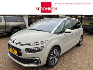 Citroën C4 SpaceTourer 1.2 PureTech Shine Panoramadak-Navi-Camera-Trekhaak-7 sits-Keyless