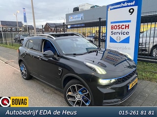 Lynk & Co 01 1.5 PHEV 260pk autom. met o.a. stoelverwarming, 360 camera, panodak, etc.