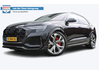 Audi Q8 4.0 TFSI Q8 quattro Carbon in/exterieur | Keramische remmen | Bang & Olufsen | Stoelverwarming voor + achter | Stoelventilatie | Alcantara stuurwiel/hemel | 360° camera | Trekhaak |