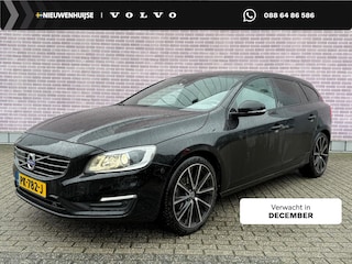 Volvo V60 2.0 T4 Polar+ Dynamic | Adaptive cruise control | Trekhaak | Schuifdak | 19" velgen | Bi-xenon koplampen | Lederen bekleding | Elektrische stoelverstelling | Standkachel | Keyless | Stoel- en stuurverwarming | Voorruitverwarming | Volvo on call |