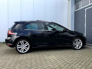 Volkswagen Golf 1.4 TSI GTE Pano | LED | LMV | Nw accupakket | Boekjes | Zeer netjes