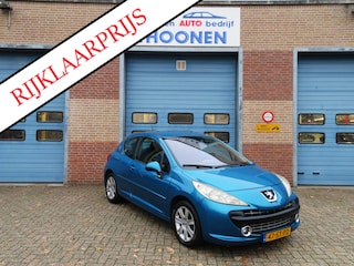 Peugeot 207 1.6-16V XS Pack|3 deurs|airco|isofix|pas onderhoudsbeurt gehad|radio/cd speler|licht metalen velgen
