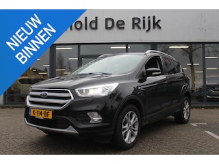 Ford Kuga 1.5 EcoBoost Titanium, 2000kg trekvermogen