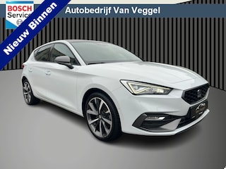 Seat Leon 1.4 TSI eHybrid PHEV FR panorama, virtual cockpit, navi, cruise