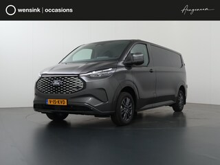 Ford Transit Custom 340 | L2 H1 | LIMITED | 65 kWh | 218 PK | 328 KM WLTP | ADAPTIVE CRUISE | LED | STOELVERWARMING | PARKEERPAKKET | NAVIGATIE | 2-ZITS | ELEKTRISCHE TREKHAAK | LAADRUIMTE PAKKET | SNEL LADEN | CARPLAY / ANDROID AUTO | 2300 KG AHW