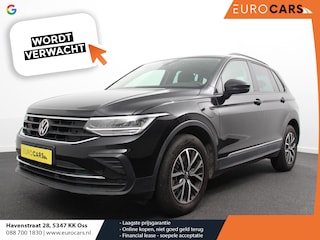 Volkswagen Tiguan 1.4 TSI 245pk PHEV Life DSG | Navigatie | Apple Carplay/Android Auto | Parkeersensoren | Adaptive Cruise Control | Elektrische achterklep | Virtual Cockpit | Climate Control | Keyless Entry