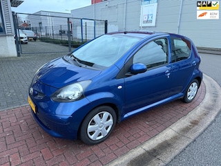 Toyota Aygo 1.0-12V + 5drs Airco AUX Elek. Ramen APK