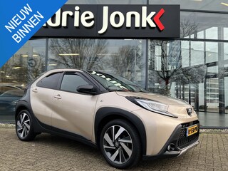Toyota Aygo 1.0 VVT-i S-CVT Envy AUTOMAAT | JBL AUDIO | CAMERA | 18" VELGEN | 1e EIGENAAR | NED> AUTO | APPLECARPLAY/ANDROID AUTO | ZEER LUXE UITVOERING |