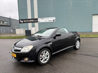 Opel Tigra TwinTop 1.4-16V Cosmo Automaat 90 PK.