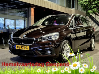 BMW 2-serie Tourer 218i Centennial Executive Navi | Sensoren | Trekhaak | Clima
