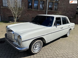 Mercedes-Benz 200-serie 200-280 (W115) Automaat compleet gerestaureerd check