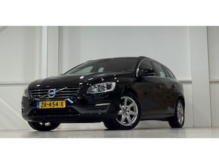 Volvo V60 1.6 T4 Momentum 180pk Camera Navigatie Led Mooi!